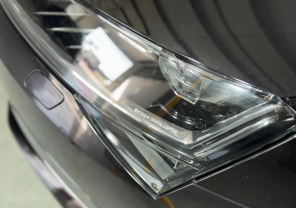 Skoda Superb cena 119000 przebieg: 108000, rok produkcji 2021 z Trzciel małe 326